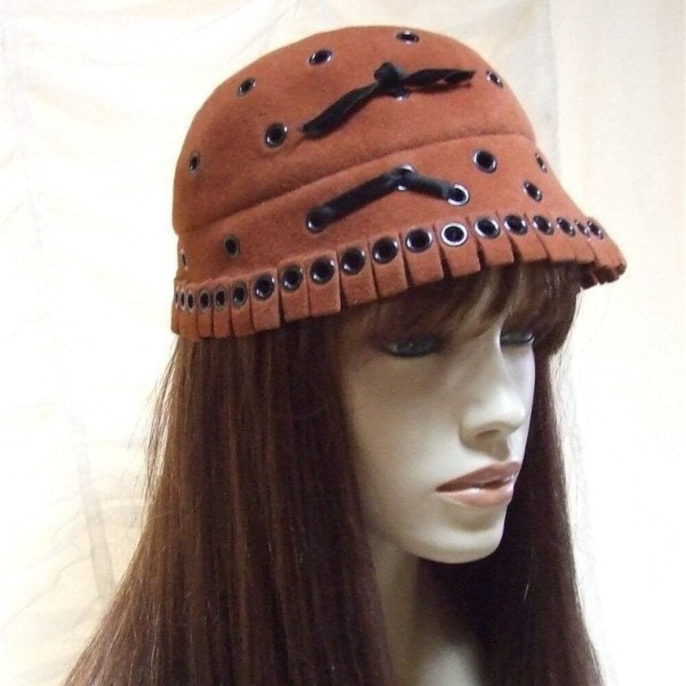 Vintage Lilly Dache' Cloche "Dachettes" Hat-History could be 1920's Revival Hat